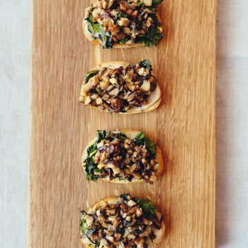 Wild Mushroom Crostini (V)